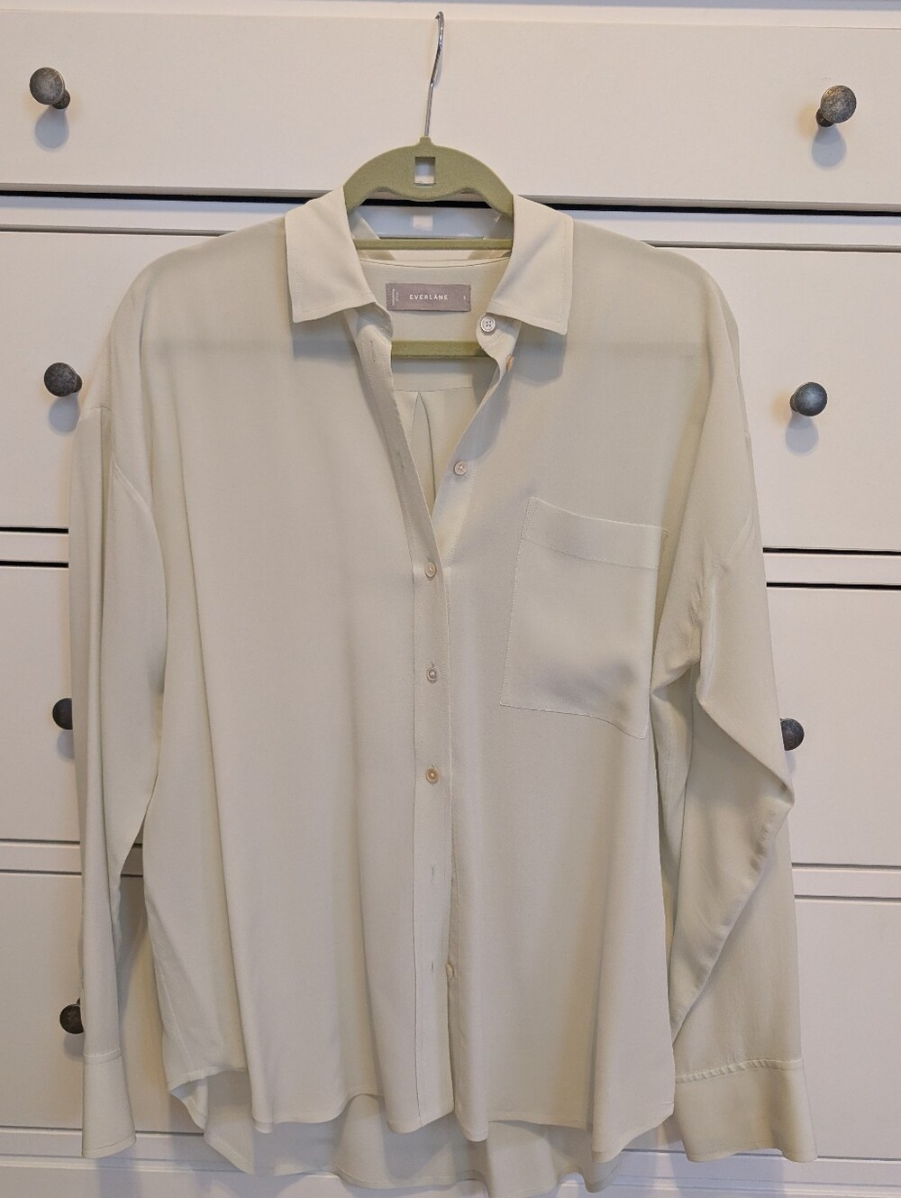 Everlane Washable Silk Relaxed Button Down 8